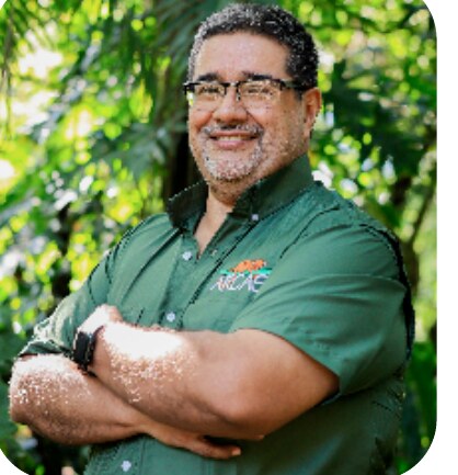 Dr. Fernando Martínez